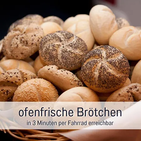 Strandhaus Mathea - Ruhige Lage Direkt Am Fleesensee - Parkplatz, Kamin, Sauna - Familienfreundlich Унтер-Гохрен