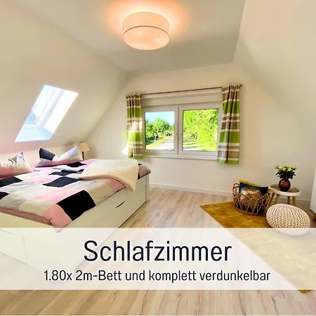 Strandhaus Mathea - Ruhige Lage Direkt Am Fleesensee - Parkplatz, Kamin, Sauna - Familienfreundlich بيت للعطل *