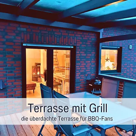 Strandhaus Mathea - Ruhige Lage Direkt Am Fleesensee - Parkplatz, Kamin, Sauna - Familienfreundlich Holiday home Unter Gohren